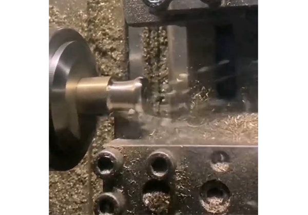 數(shù)控排刀機(jī)線軌小數(shù)控車床加工銅料